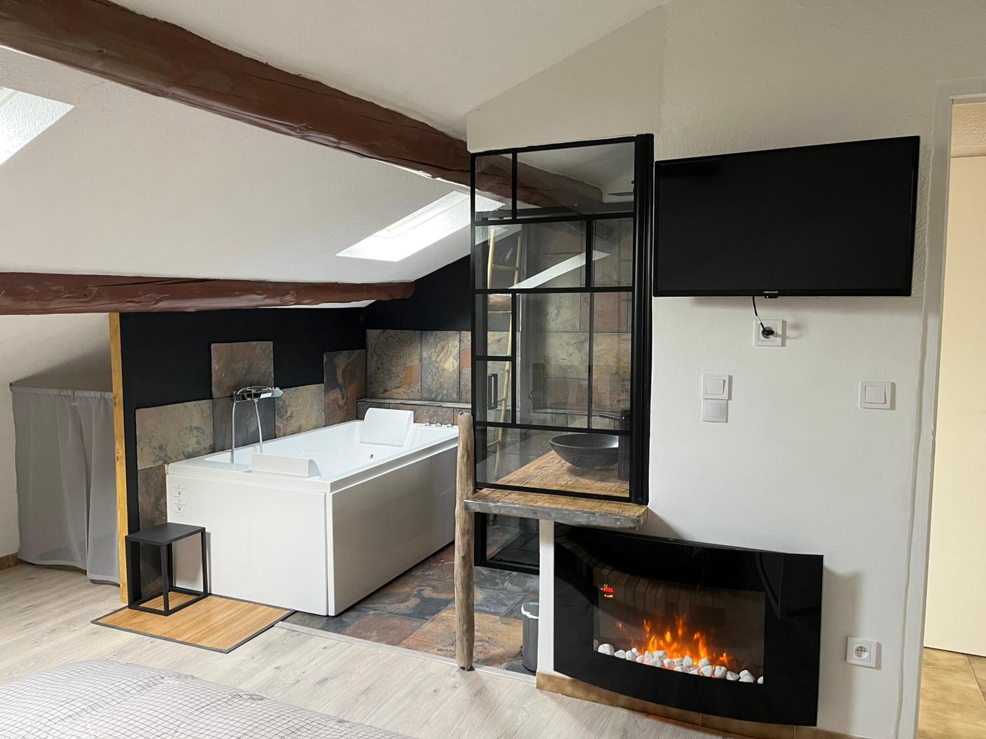 Appartement Duplex lumineux sur gde terrasse, parking, livebox à Entraigues-sur-la-Sorgue Extérieur photo